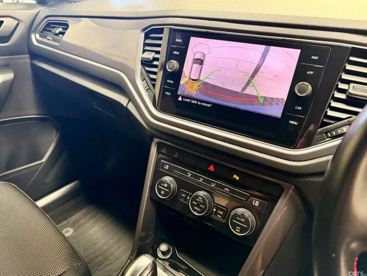 Volkswagen T-Roc SUV, Diesel, 2021, Blue