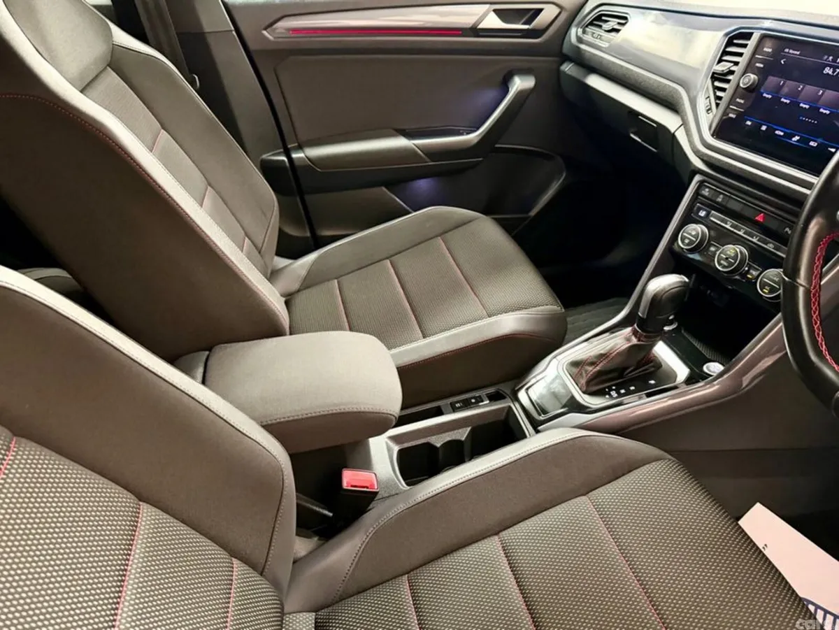 Volkswagen T-Roc SUV, Diesel, 2021, Blue