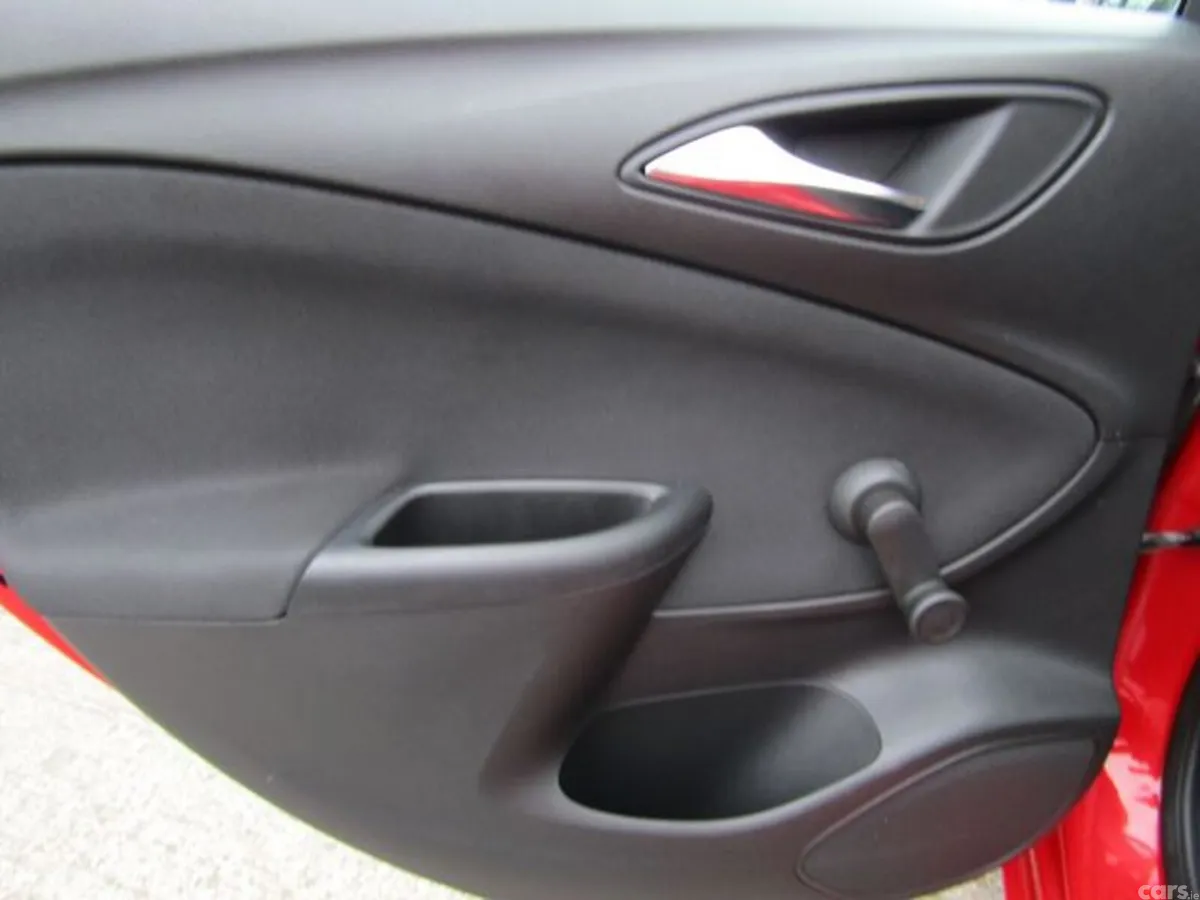 Opel Astra Hatchback, Petrol, 2017, Red