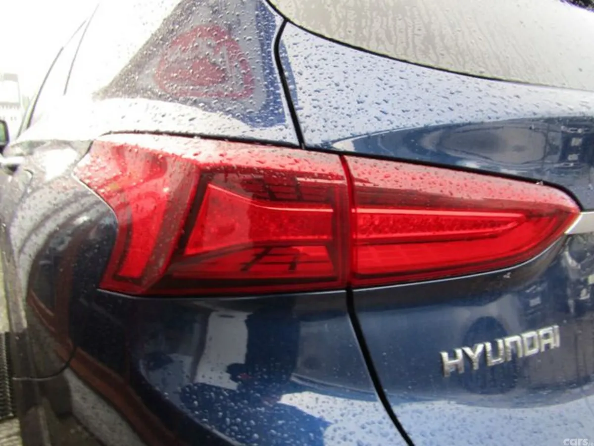 Hyundai Santa Fe Estate, Diesel, 2019, Blue
