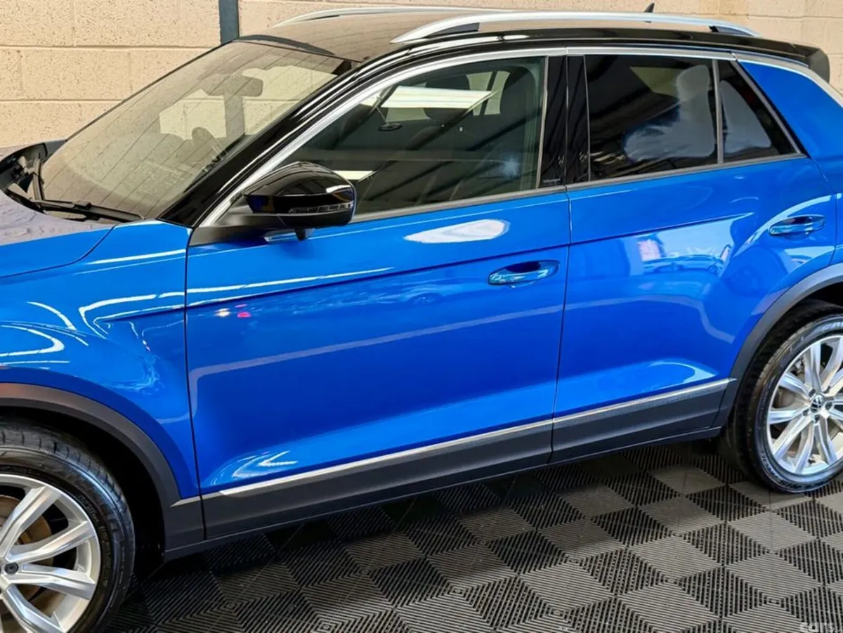 Volkswagen T-Roc SUV, Diesel, 2021, Blue