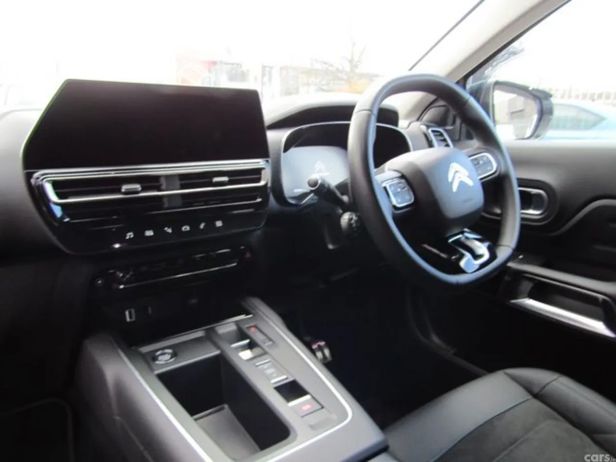 Citroen C5 Aircross Hatchback, Petrol Plug-in Hybrid, 2023, White
