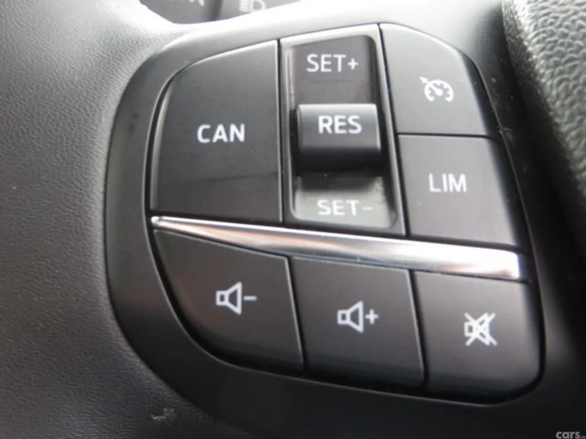 Ford Puma Hatchback, Petrol Hybrid, 2023, White