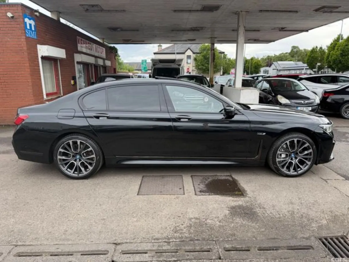 BMW Other Saloon, Petrol Plug-in Hybrid, 2022, Black