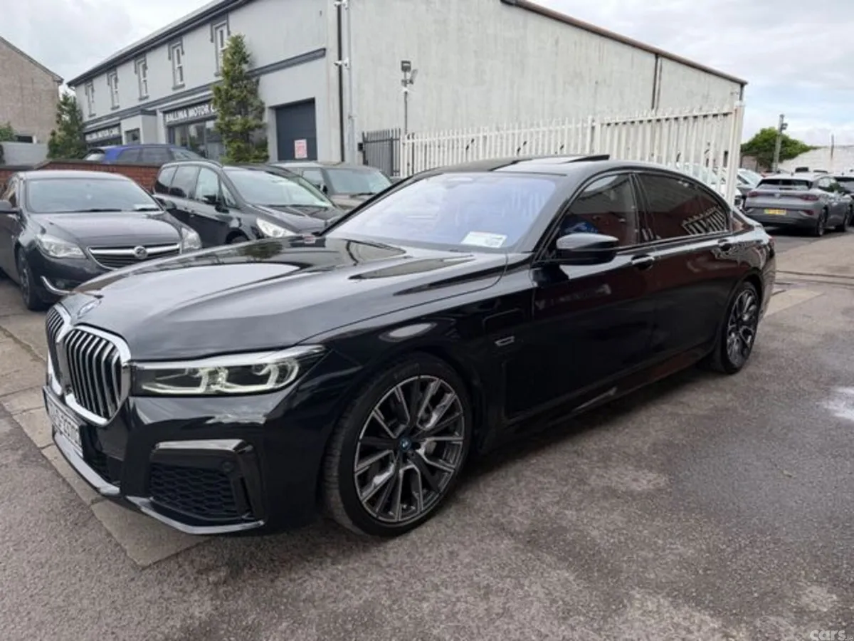 BMW Other Saloon, Petrol Plug-in Hybrid, 2022, Black