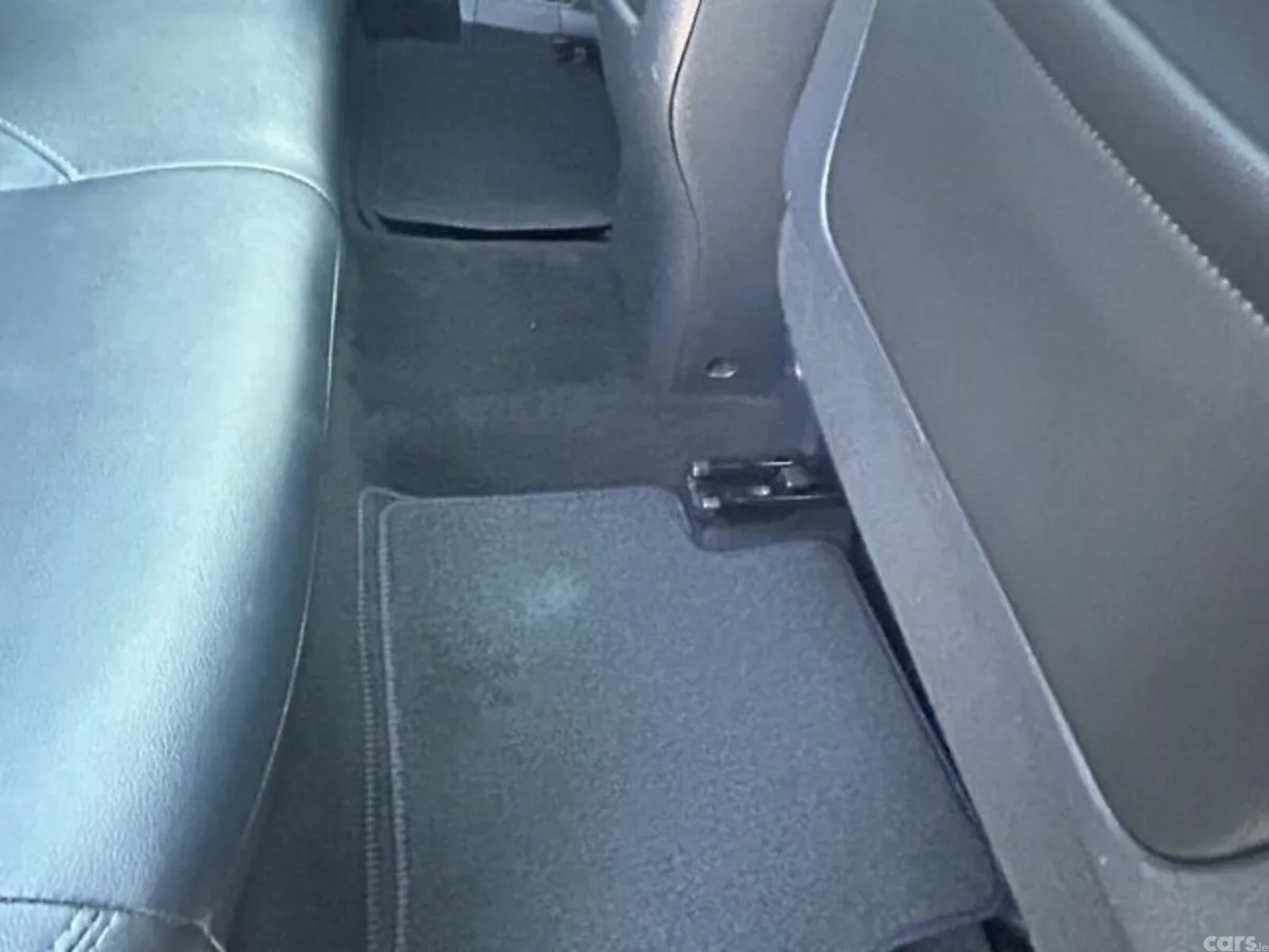 Nissan Qashqai SUV, Petrol, 2019, Red