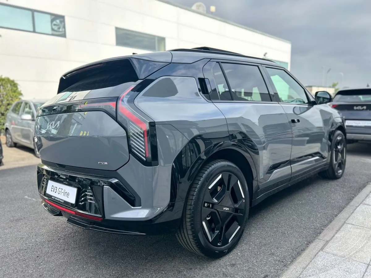 Kia EV3 SUV, Electric, 2027, Grey