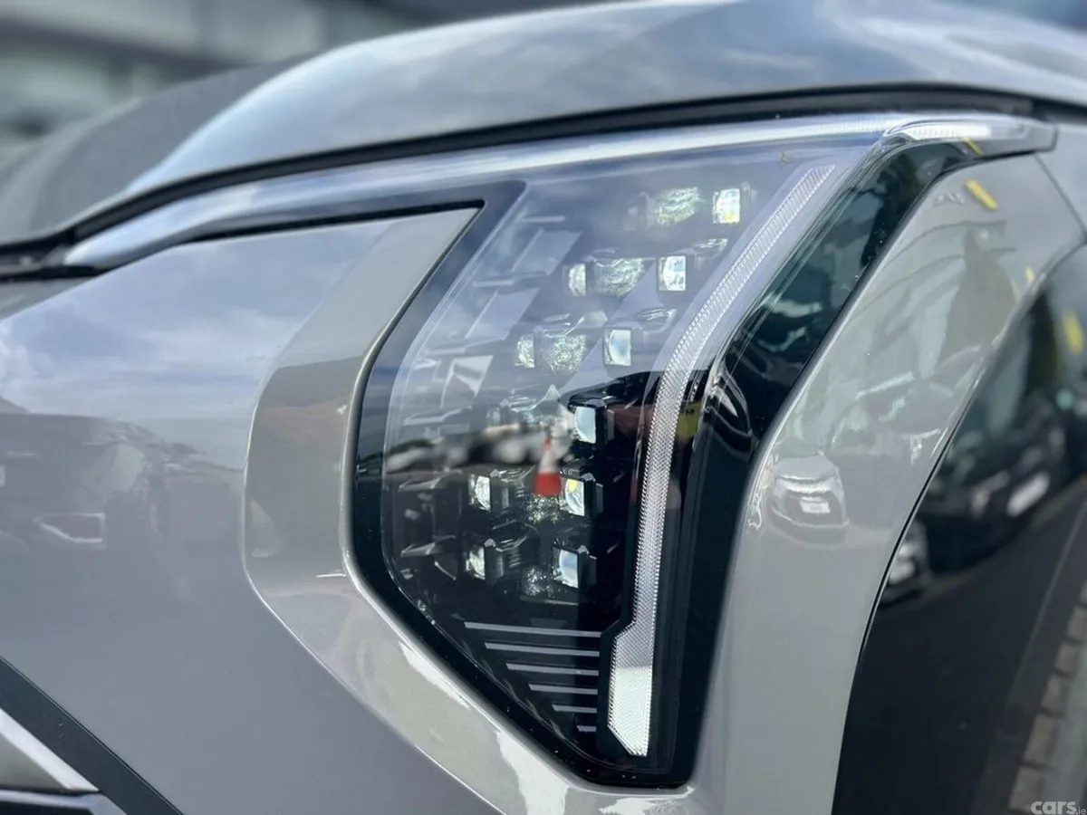 Kia EV3 SUV, Electric, 2027, Grey