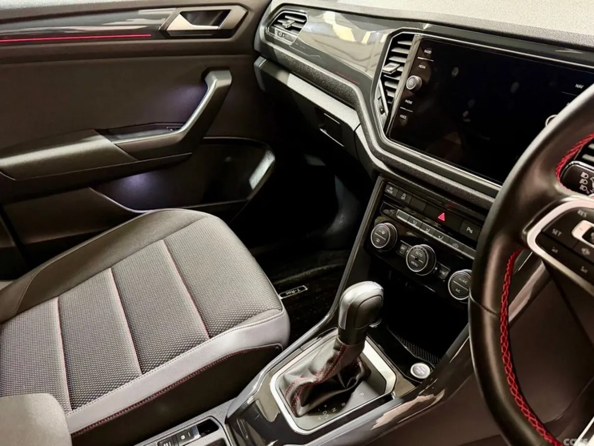 Volkswagen T-Roc SUV, Diesel, 2021, Black