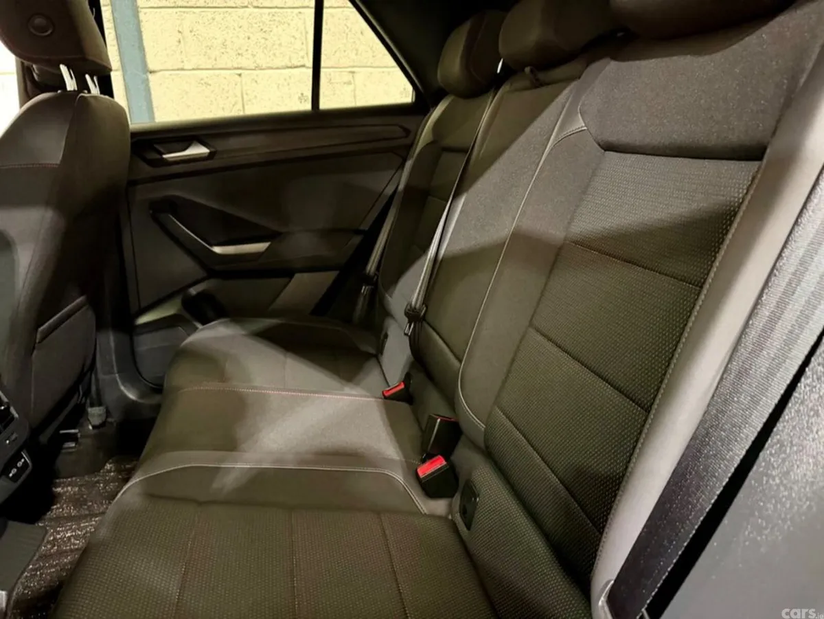 Volkswagen T-Roc SUV, Diesel, 2021, Black