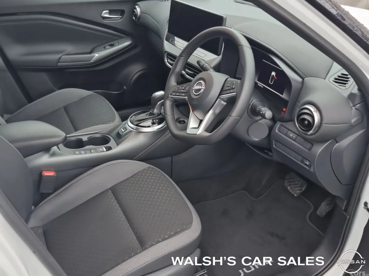 Nissan Juke Hatchback, Petrol Hybrid, 2025, White