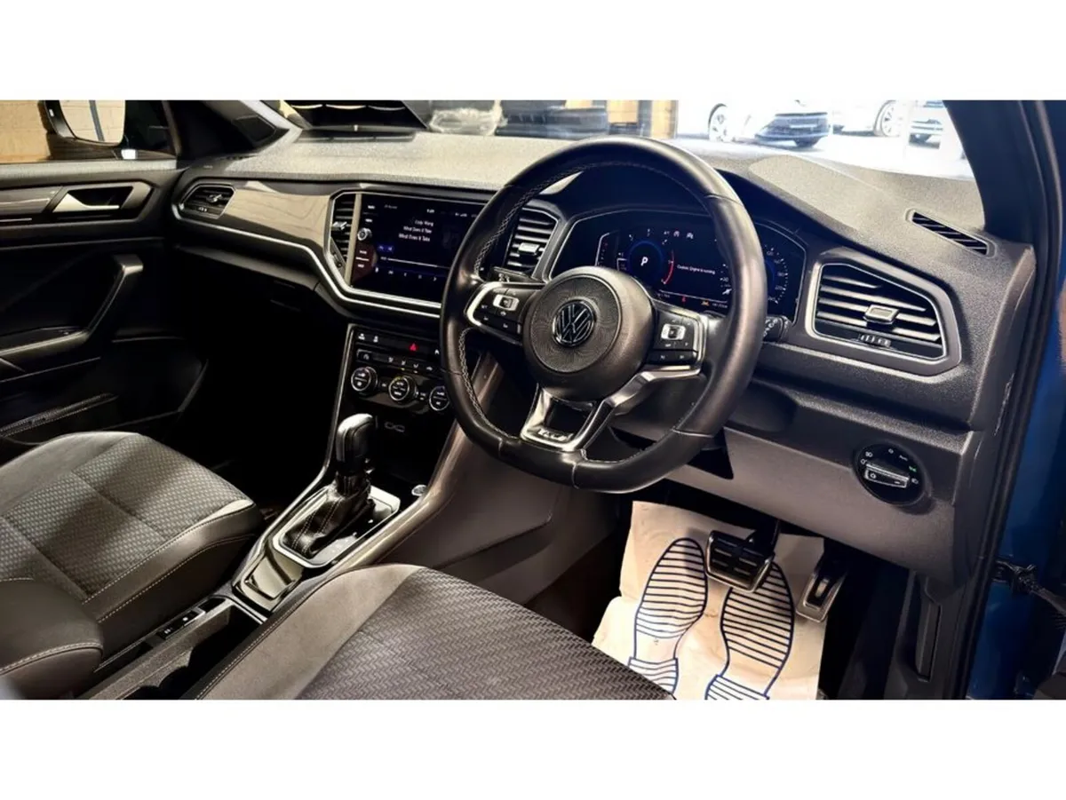 Volkswagen T-Roc SUV, Diesel, 2021, Blue