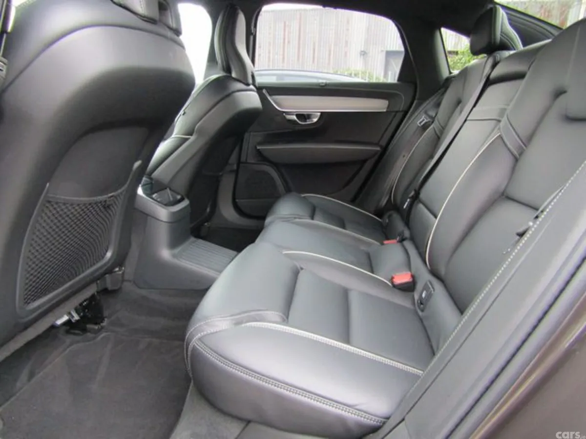 Volvo S90 Saloon, Petrol Plug-in Hybrid, 2021, Grey