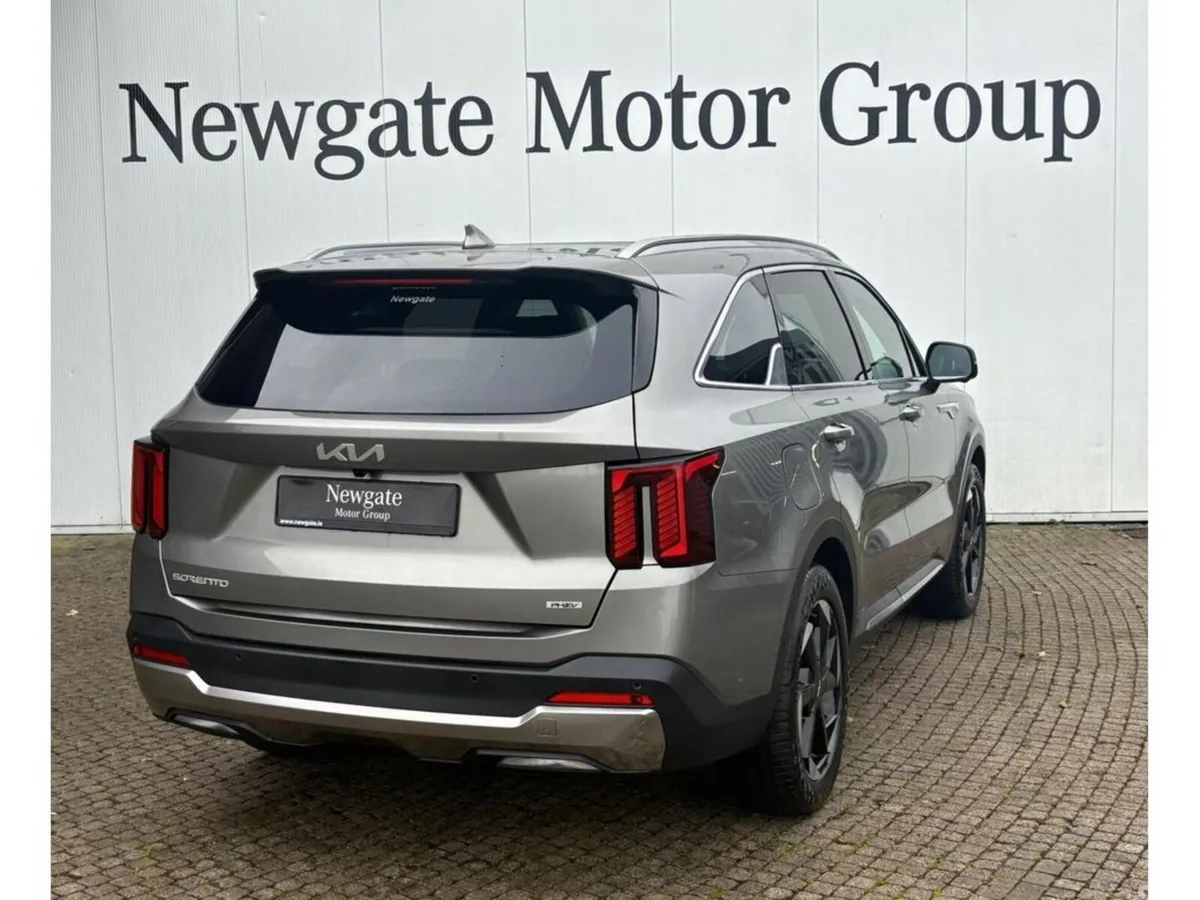 Kia Sorento SUV, Petrol Plug-in Hybrid, 2026, Grey