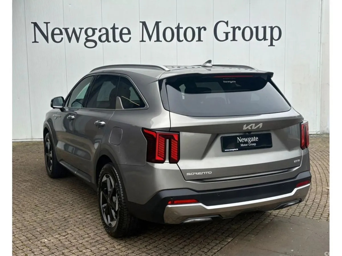 Kia Sorento SUV, Petrol Plug-in Hybrid, 2026, Grey