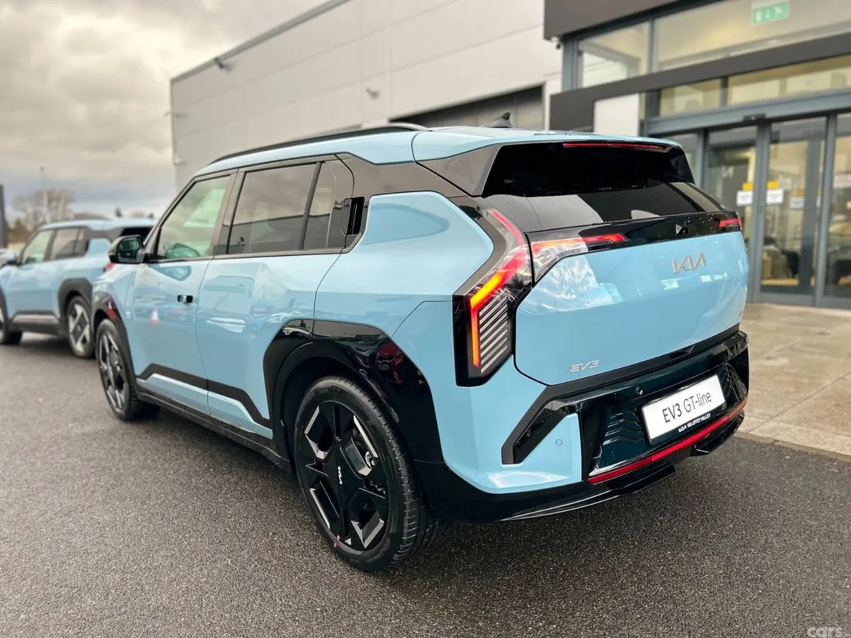 Kia EV3 SUV, Electric, 2027, Blue