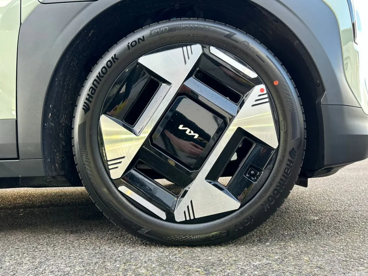 Kia EV3 SUV, Electric, 2027, Green