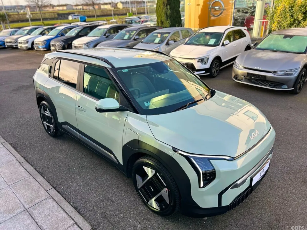 Kia EV3 SUV, Electric, 2027, Green