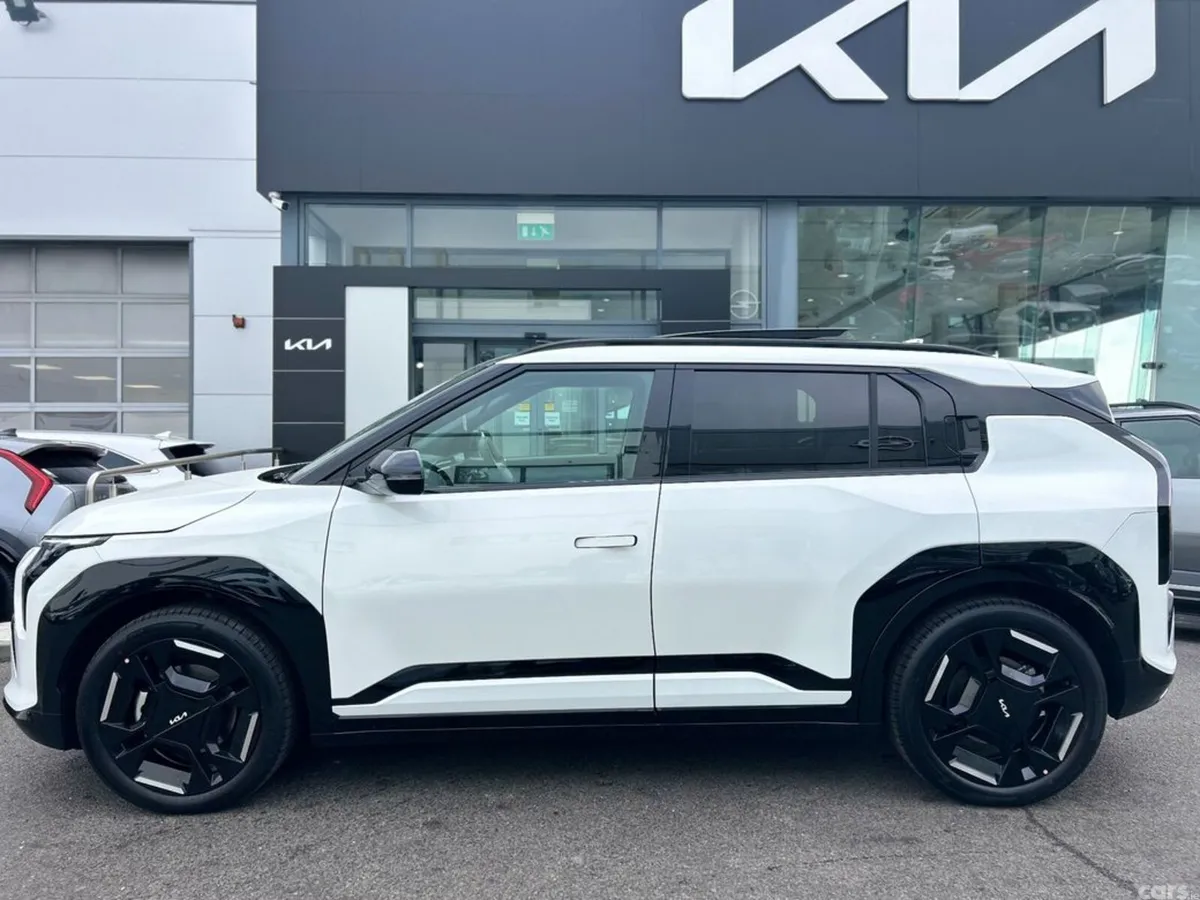 Kia EV3 SUV, Electric, 2027, White