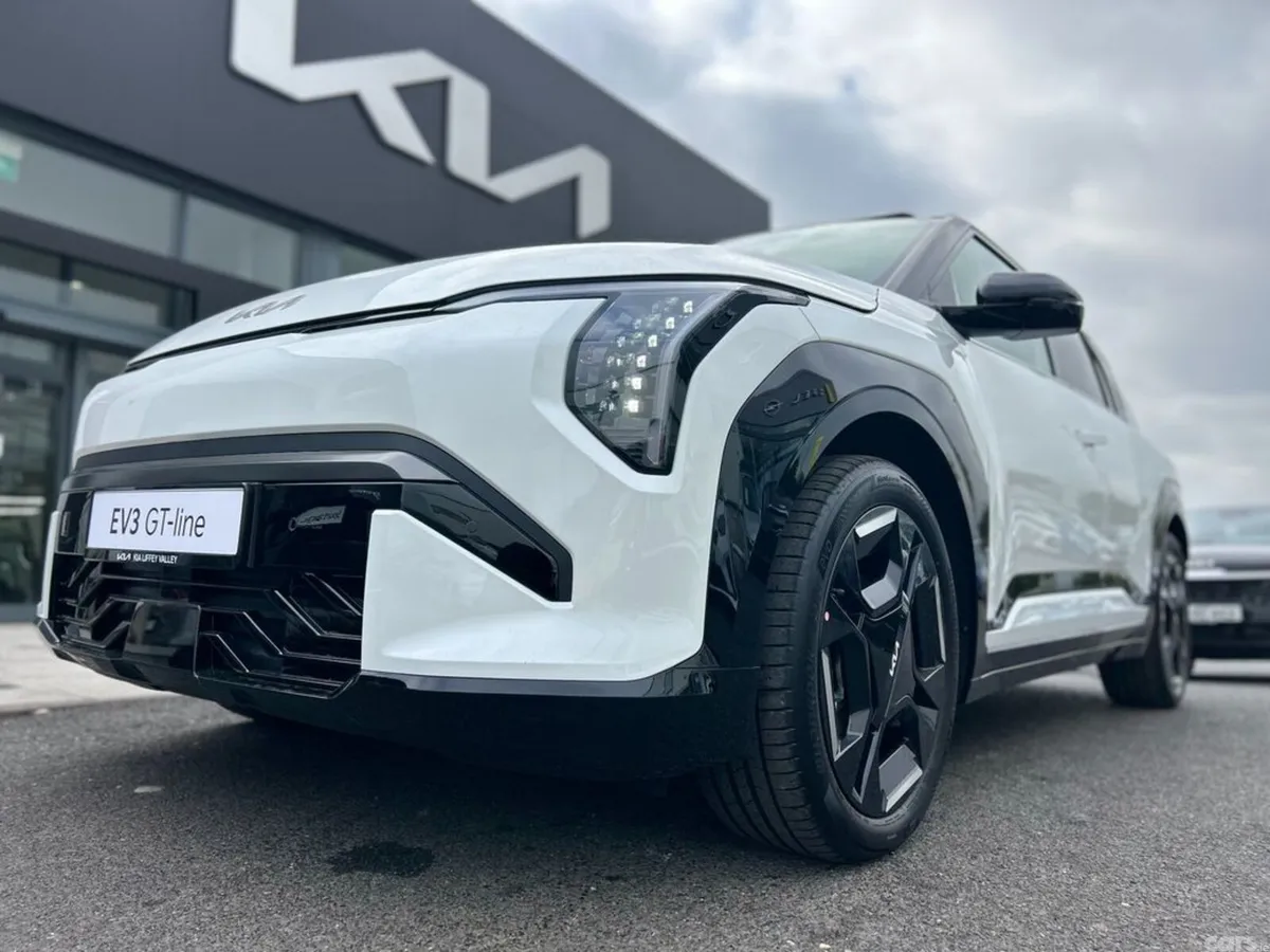 Kia EV3 SUV, Electric, 2027, White