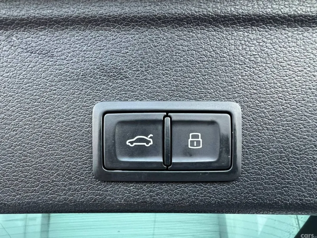 Audi A4 Estate, Petrol, 2017, White
