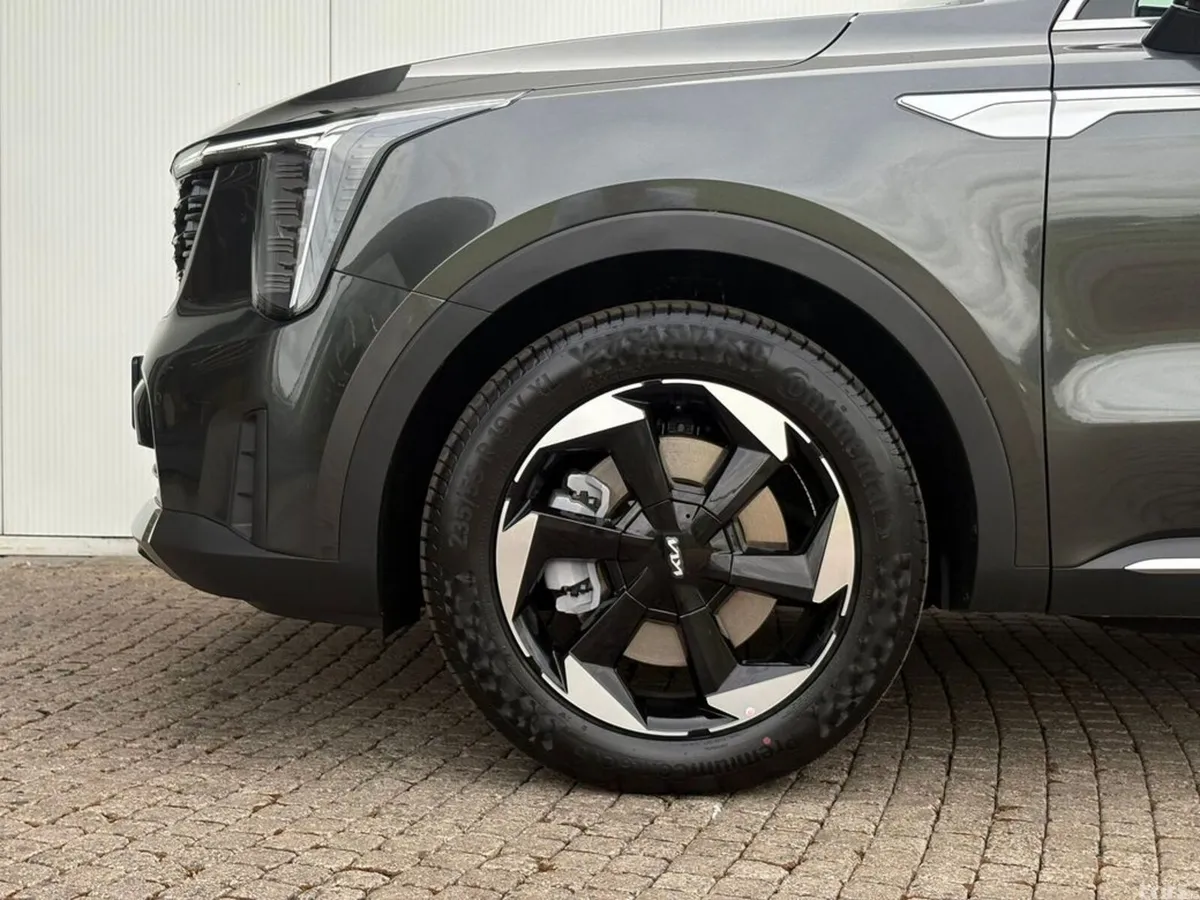 Kia Sorento SUV, Diesel, 2027, Grey
