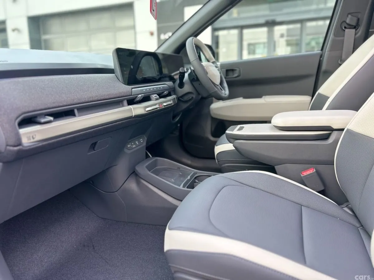 Kia EV3 SUV, Electric, 2027, White