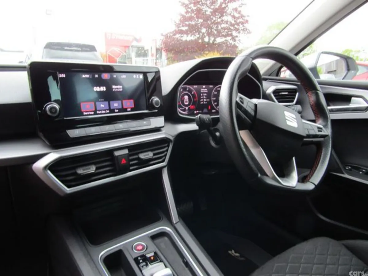 SEAT Leon Estate, Diesel, 2021, White
