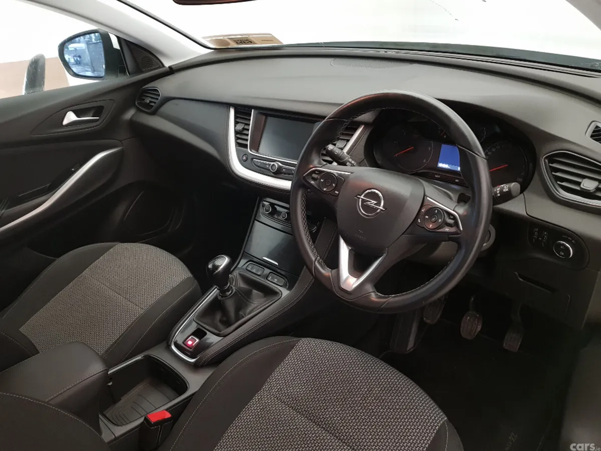 Opel Grandland X MPV, Diesel, 2018, White