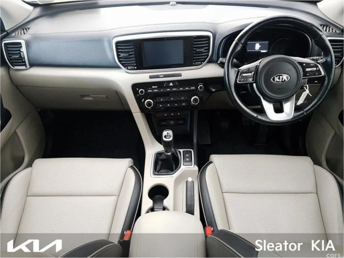 Kia Sportage MPV, Diesel, 2019, Grey