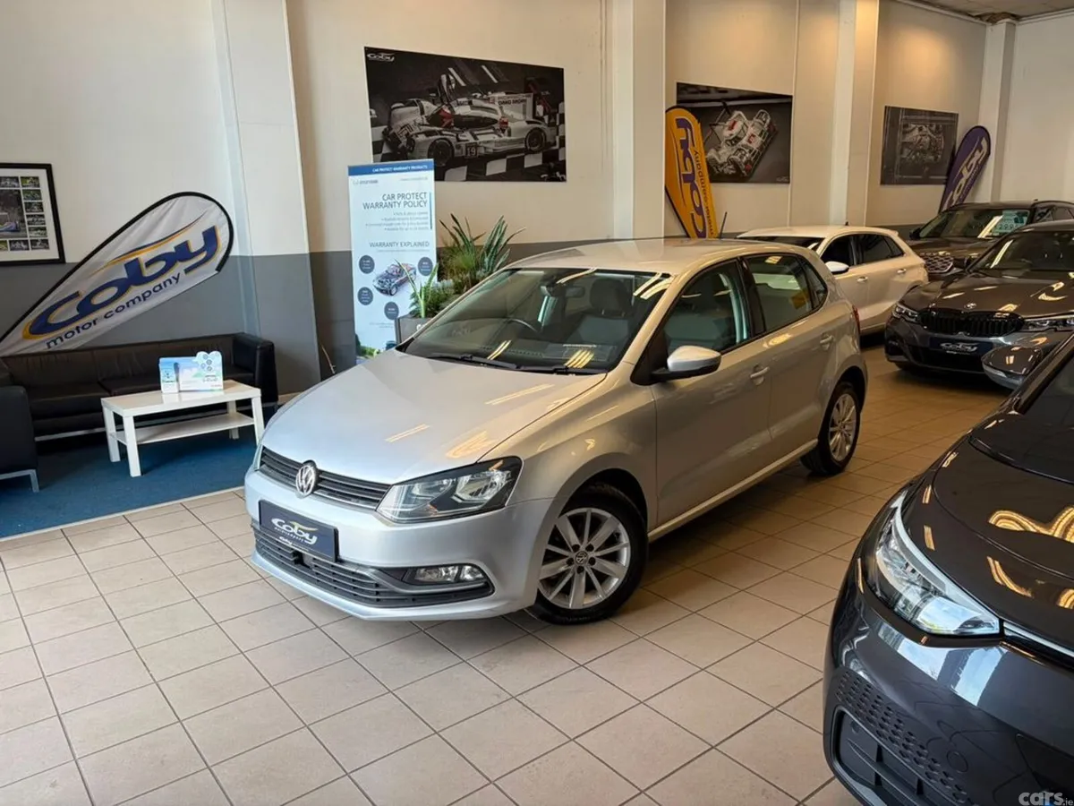 Volkswagen Polo Hatchback, Petrol, 2015, Silver