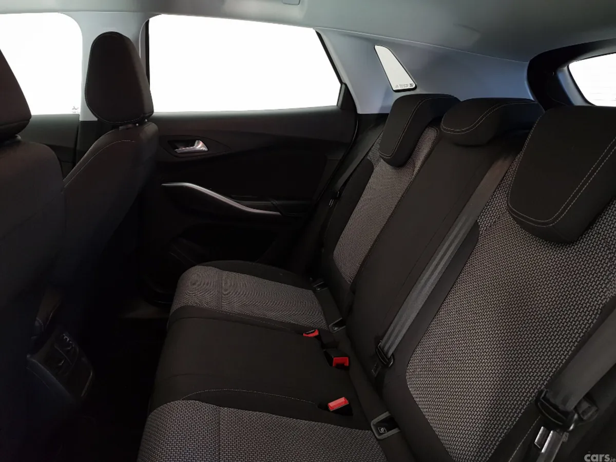 Opel Grandland X MPV, Diesel, 2018, White
