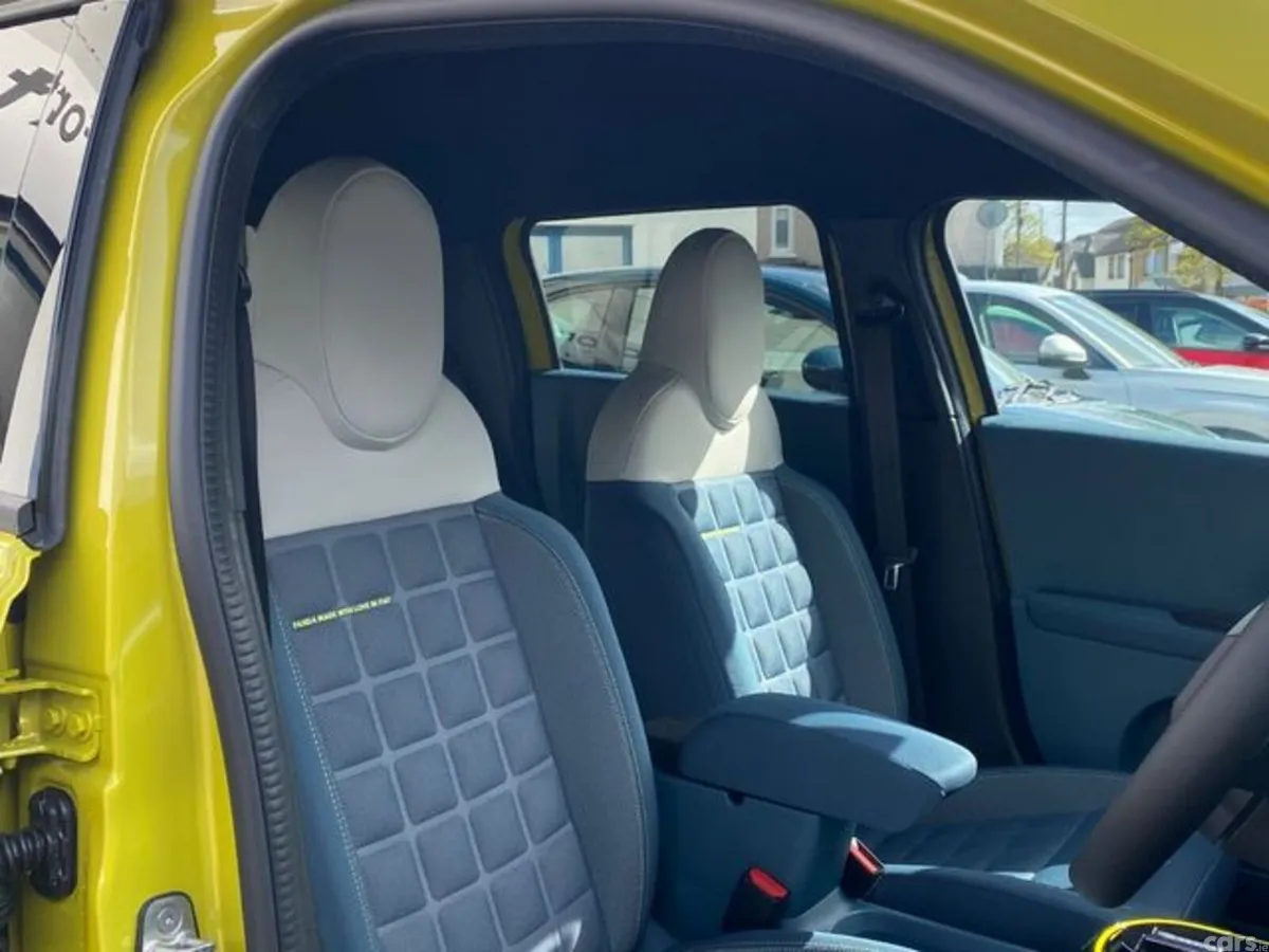 Fiat Grande Panda Hatchback, Electric, 2027, Yellow