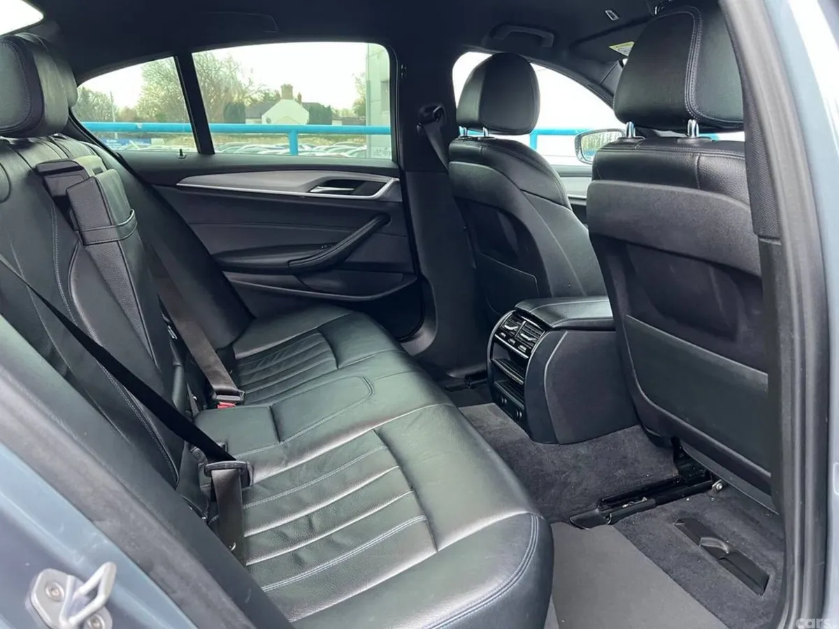 BMW 5-Series Saloon, Petrol Plug-in Hybrid, 2017, Grey