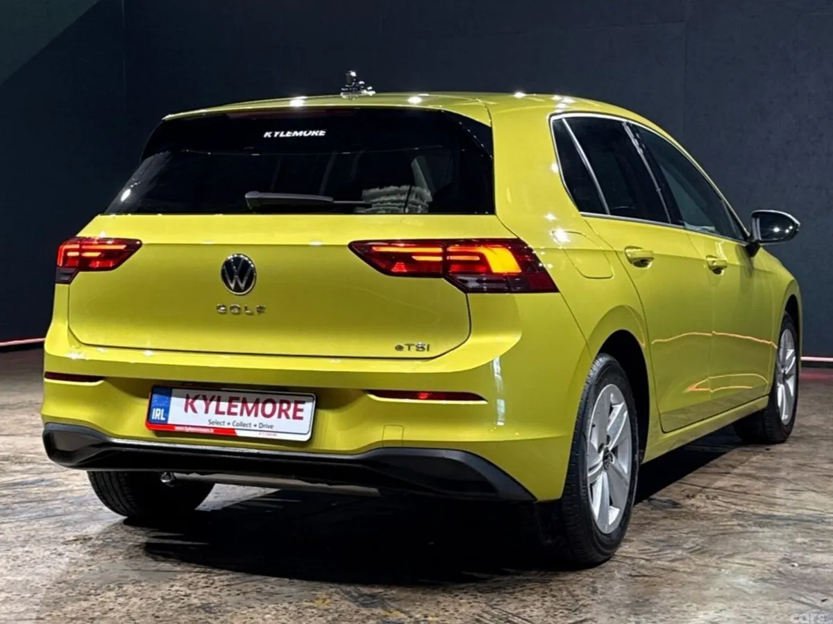 Volkswagen Golf Hatchback, Petrol Hybrid, 2021, Yellow