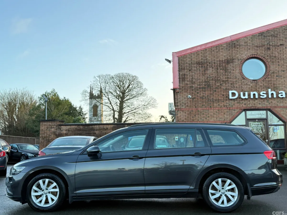 Volkswagen Passat Estate, Diesel, 2020, Grey