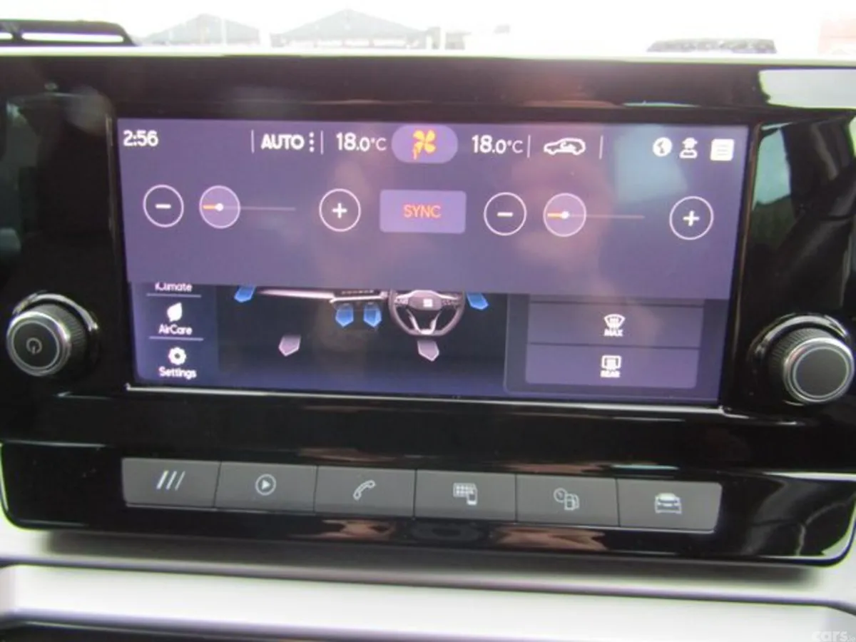 SEAT Leon Estate, Diesel, 2021, White
