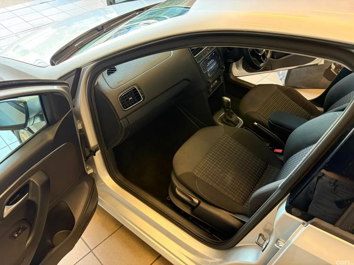 Volkswagen Polo Hatchback, Petrol, 2015, Silver