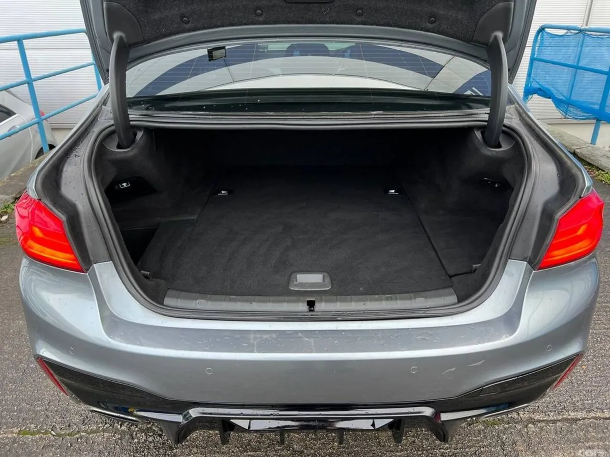 BMW 5-Series Saloon, Petrol Plug-in Hybrid, 2017, Grey