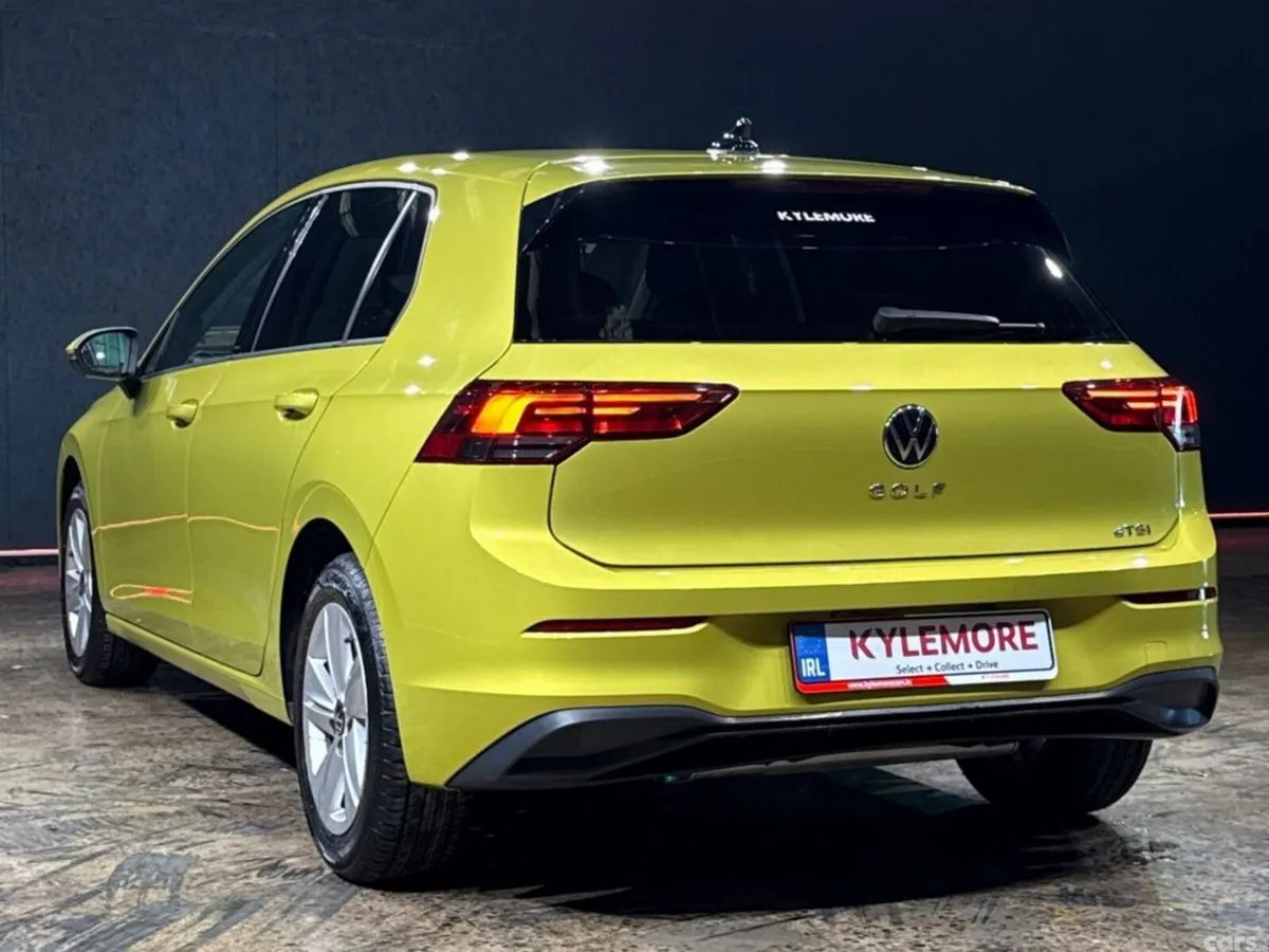 Volkswagen Golf Hatchback, Petrol Hybrid, 2021, Yellow