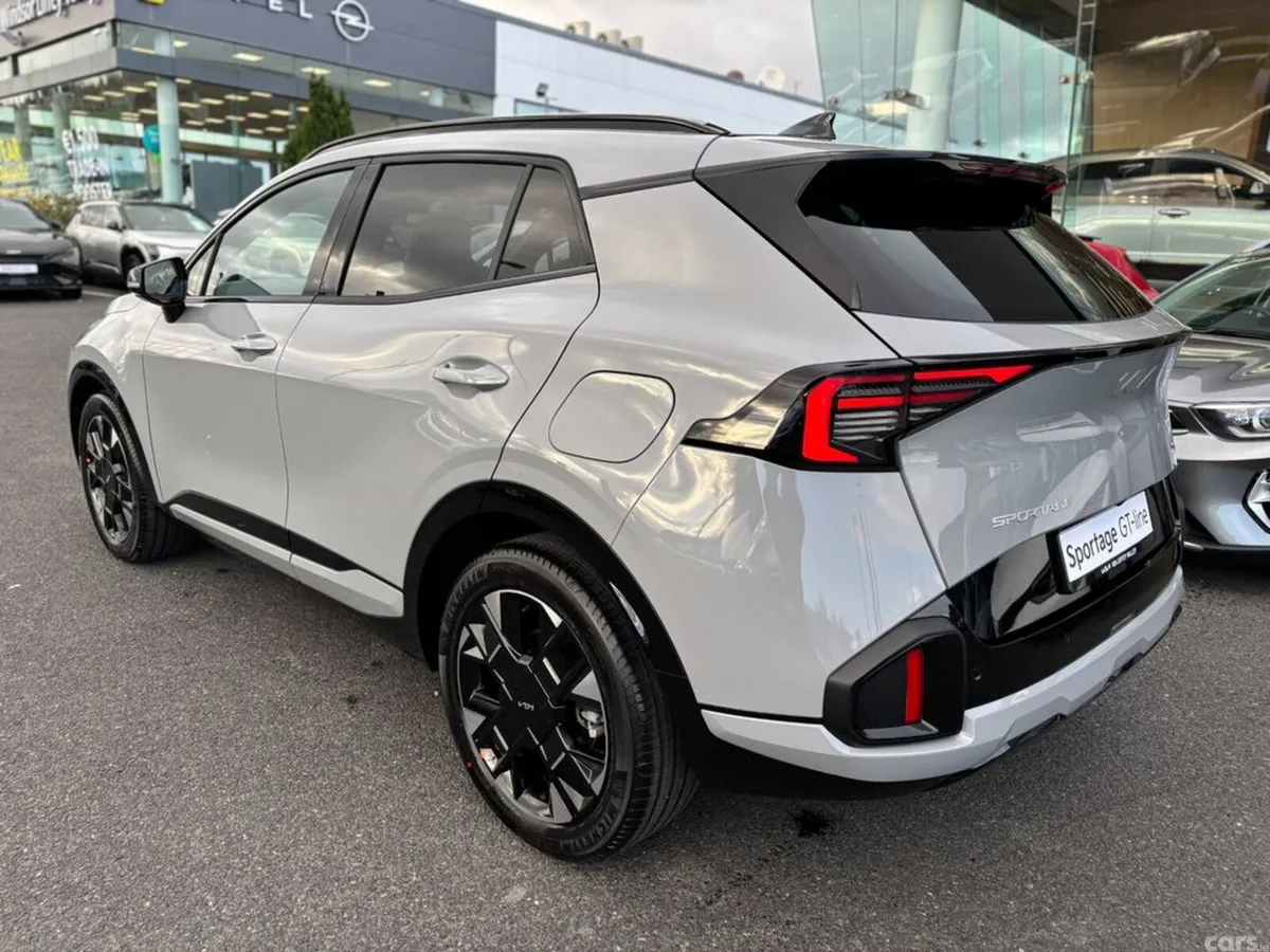 Kia Sportage SUV, Petrol Hybrid, 2027, Grey