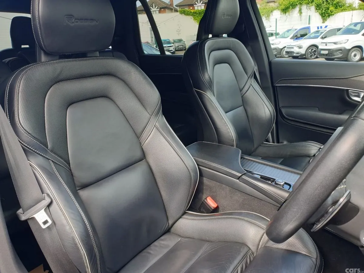 Volvo XC90 SUV, Petrol Plug-in Hybrid, 2020, Grey