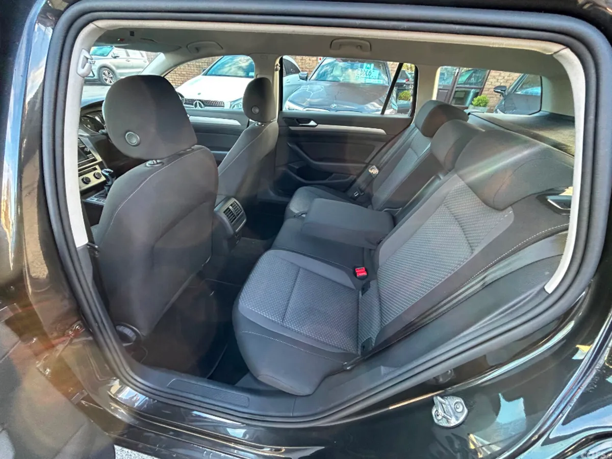 Volkswagen Passat Estate, Diesel, 2020, Grey