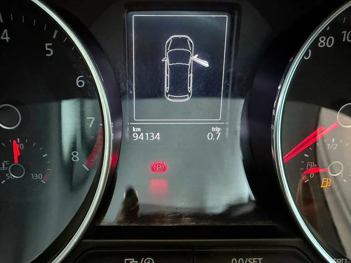 Volkswagen Polo Hatchback, Petrol, 2015, Silver