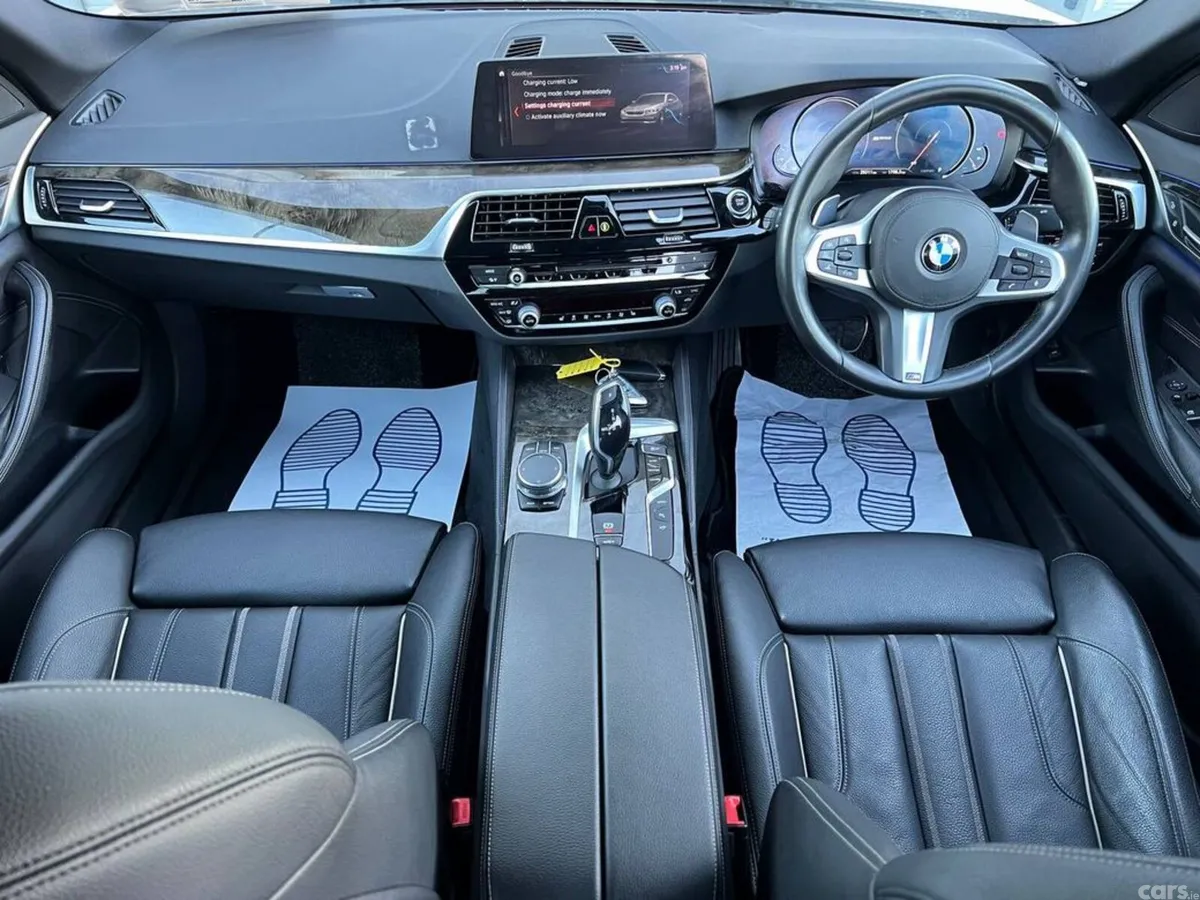 BMW 5-Series Saloon, Petrol Plug-in Hybrid, 2017, White