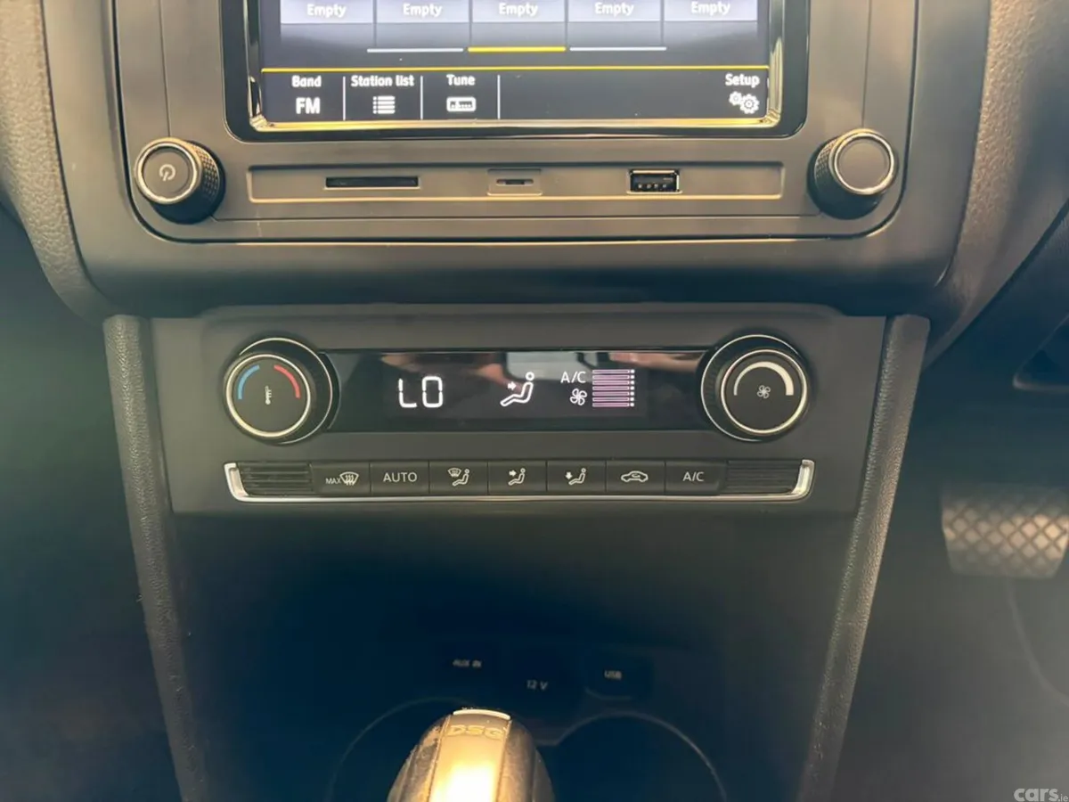 Volkswagen Polo Hatchback, Petrol, 2015, Silver