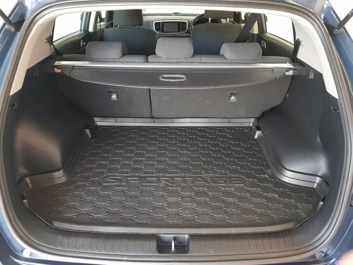 Kia Sportage MPV, Diesel, 2020, Blue