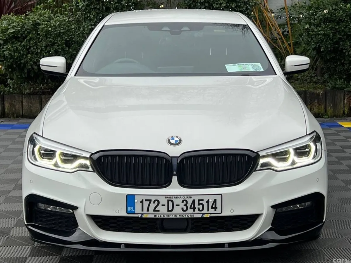 BMW 5-Series Saloon, Petrol Plug-in Hybrid, 2017, White