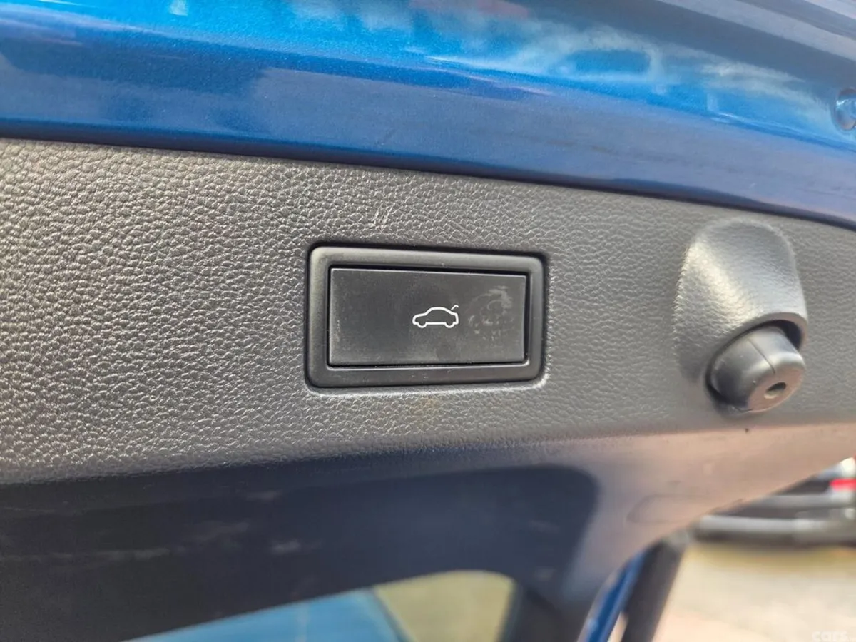 Volkswagen Arteon Estate, Diesel, 2023, Blue
