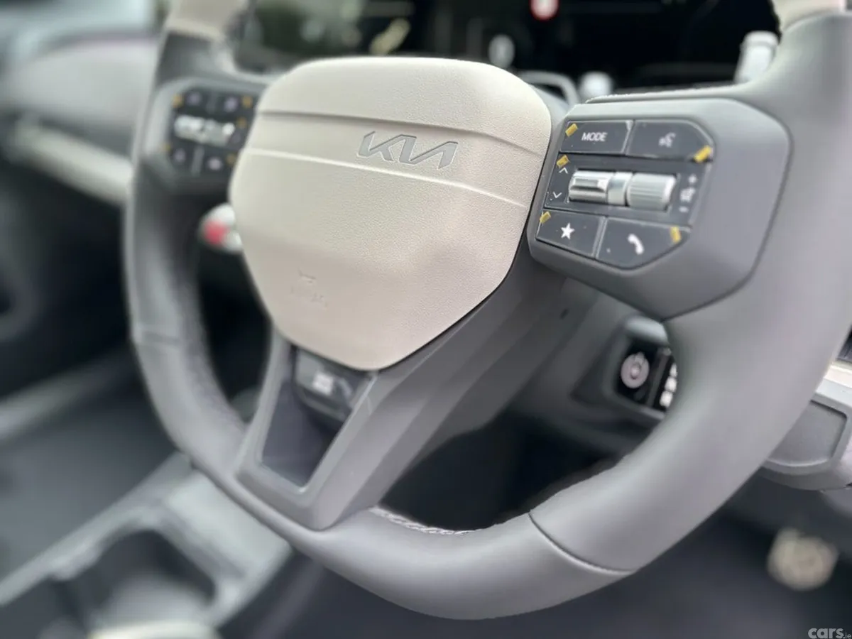 Kia EV3 SUV, Electric, 2027, Silver